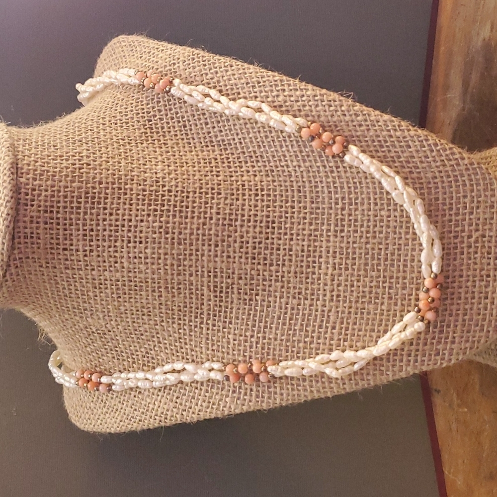 freshwater pearl necklace